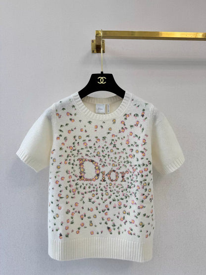 Floral Embroidery Short-Sleeve T-Shirt