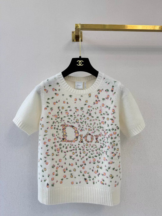 Floral Embroidery Short-Sleeve T-Shirt