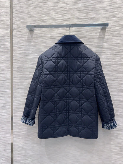 26New Quilted-Pattern Long-Sleeve Padded Jacket