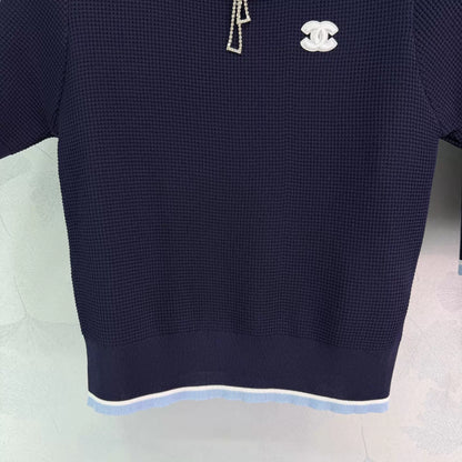 Preppy Style Color-Blocked Knit Set