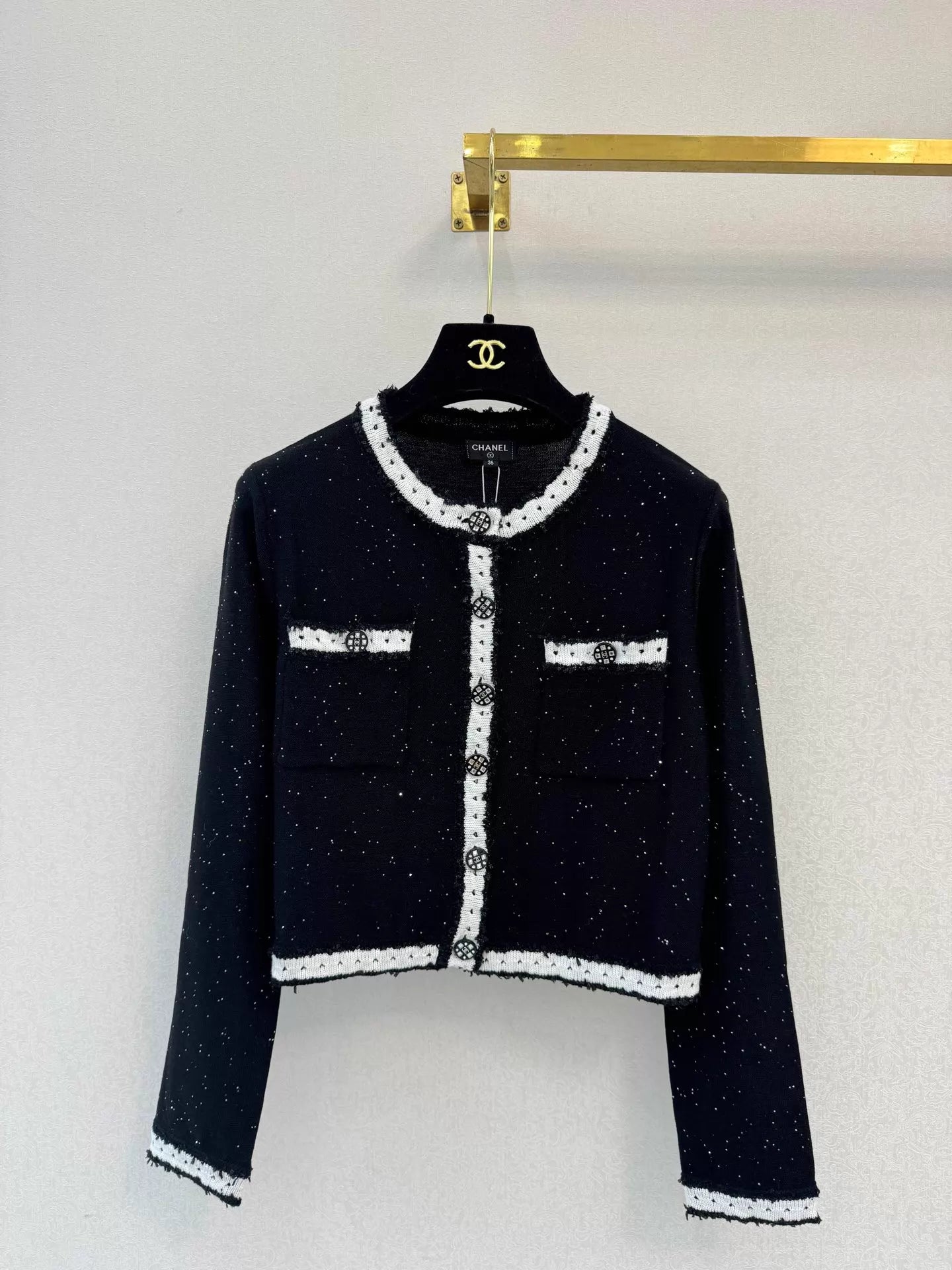 Double-pocket design jacket