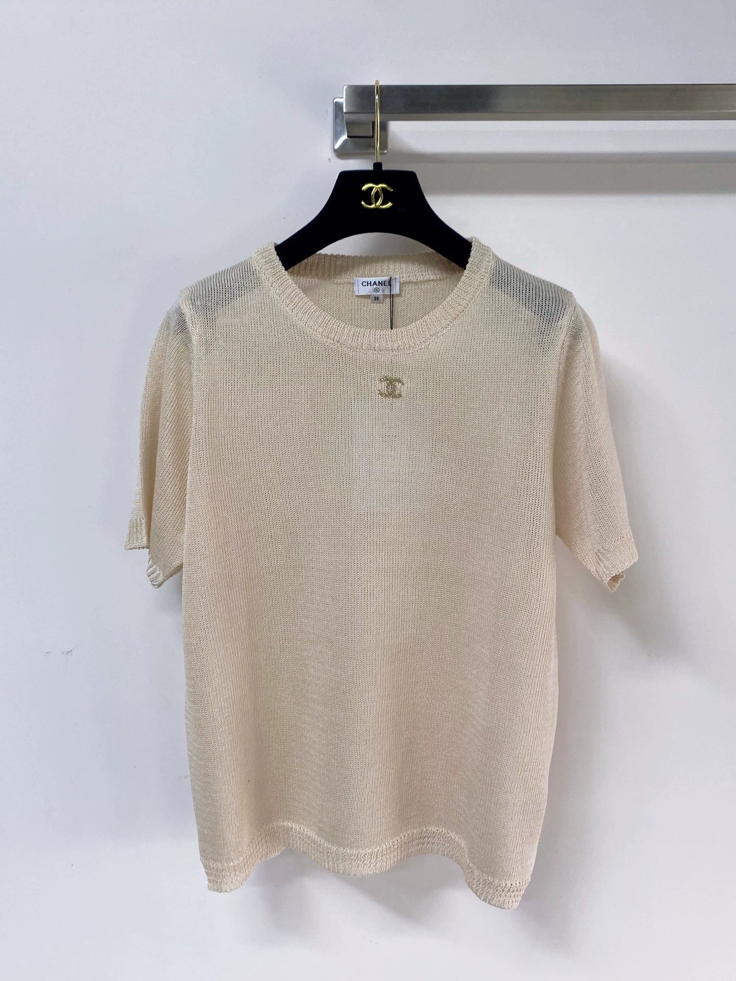 26ss T-shirt with a chest logo