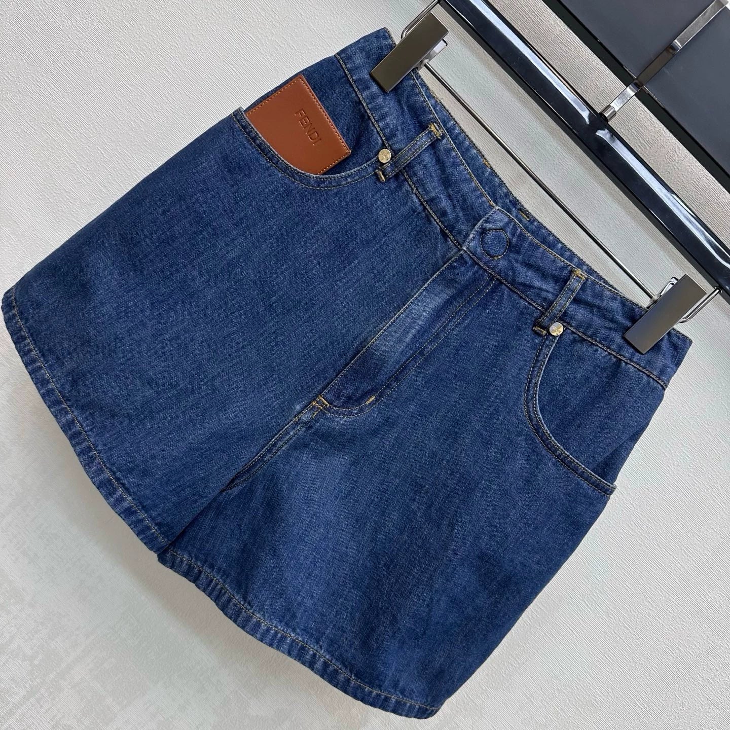 Fendi/26New ArrivalPaneled Denim Shorts