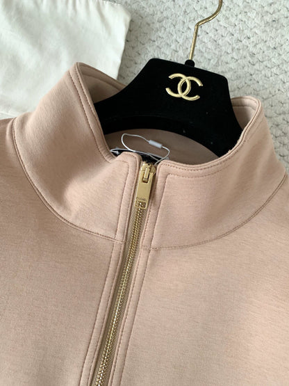 26New Women’s Beige Half-Zip Long-Sleeve