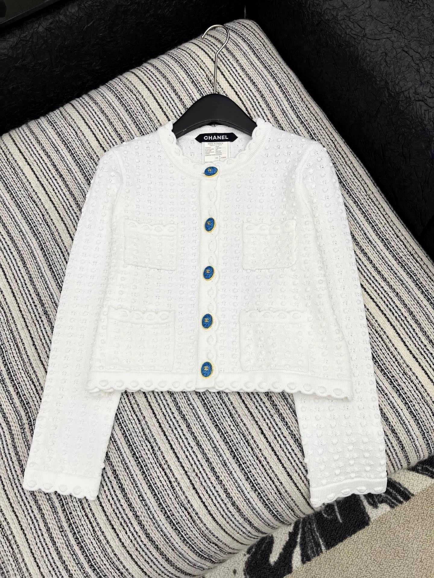 25fw Hook flower round neck jacket