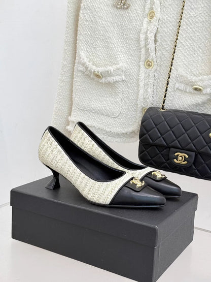 Double C flip-top pointed high heels