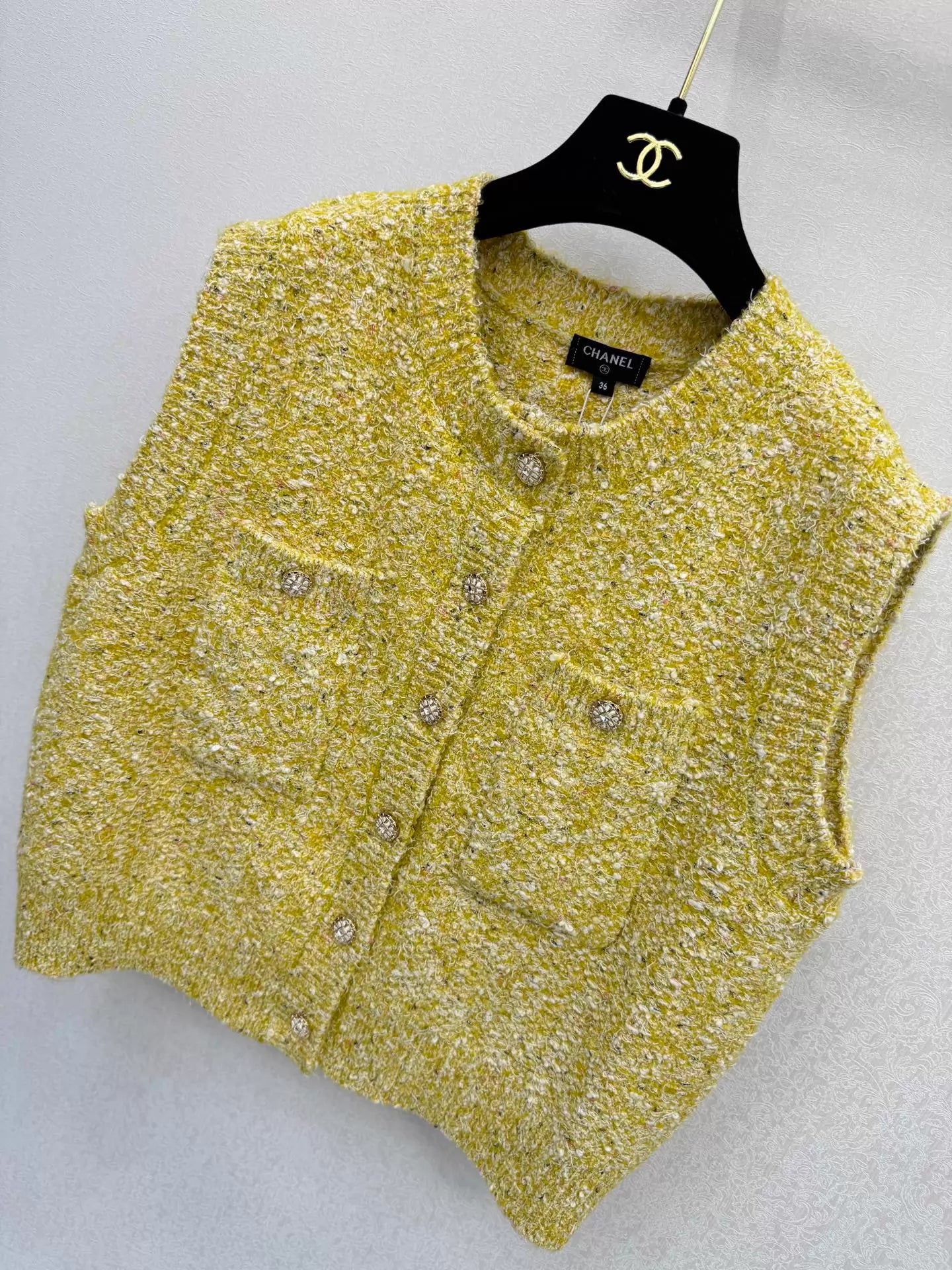 Sleeveless Knit Ves