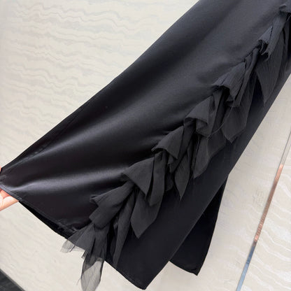 26ss Three-dimensional feather silk satin trousers