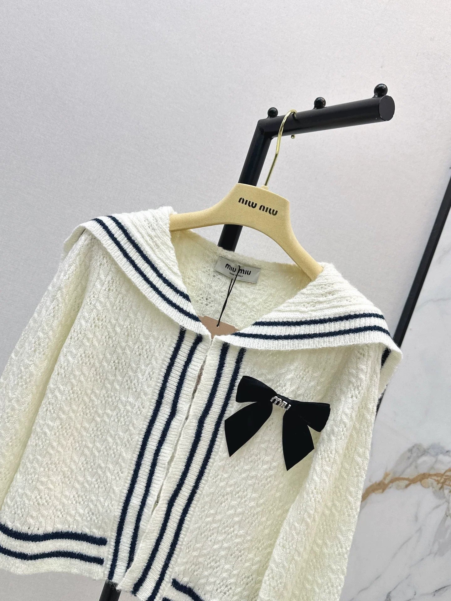 25fw Splicing shawl long sleeved cardigan
