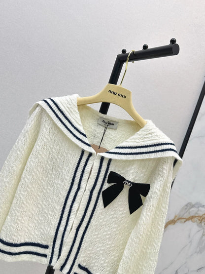 25fw Splicing shawl long sleeved cardigan