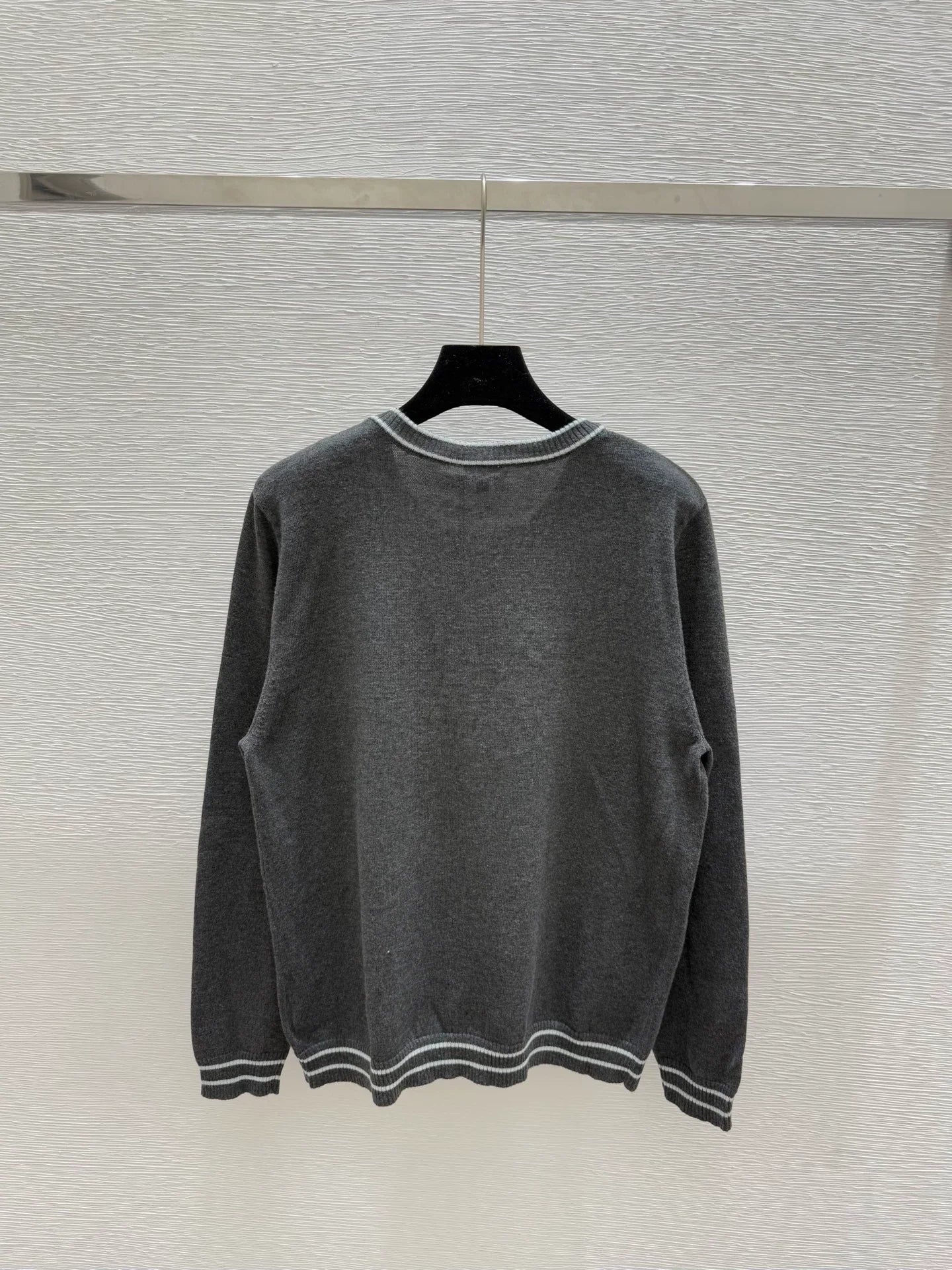 25fw Nail bead sweater