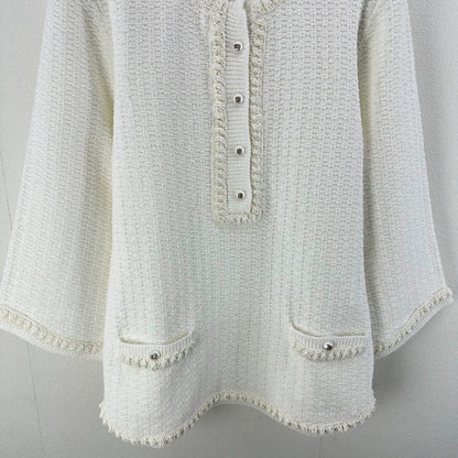 Hook-edge pocket long sleeve