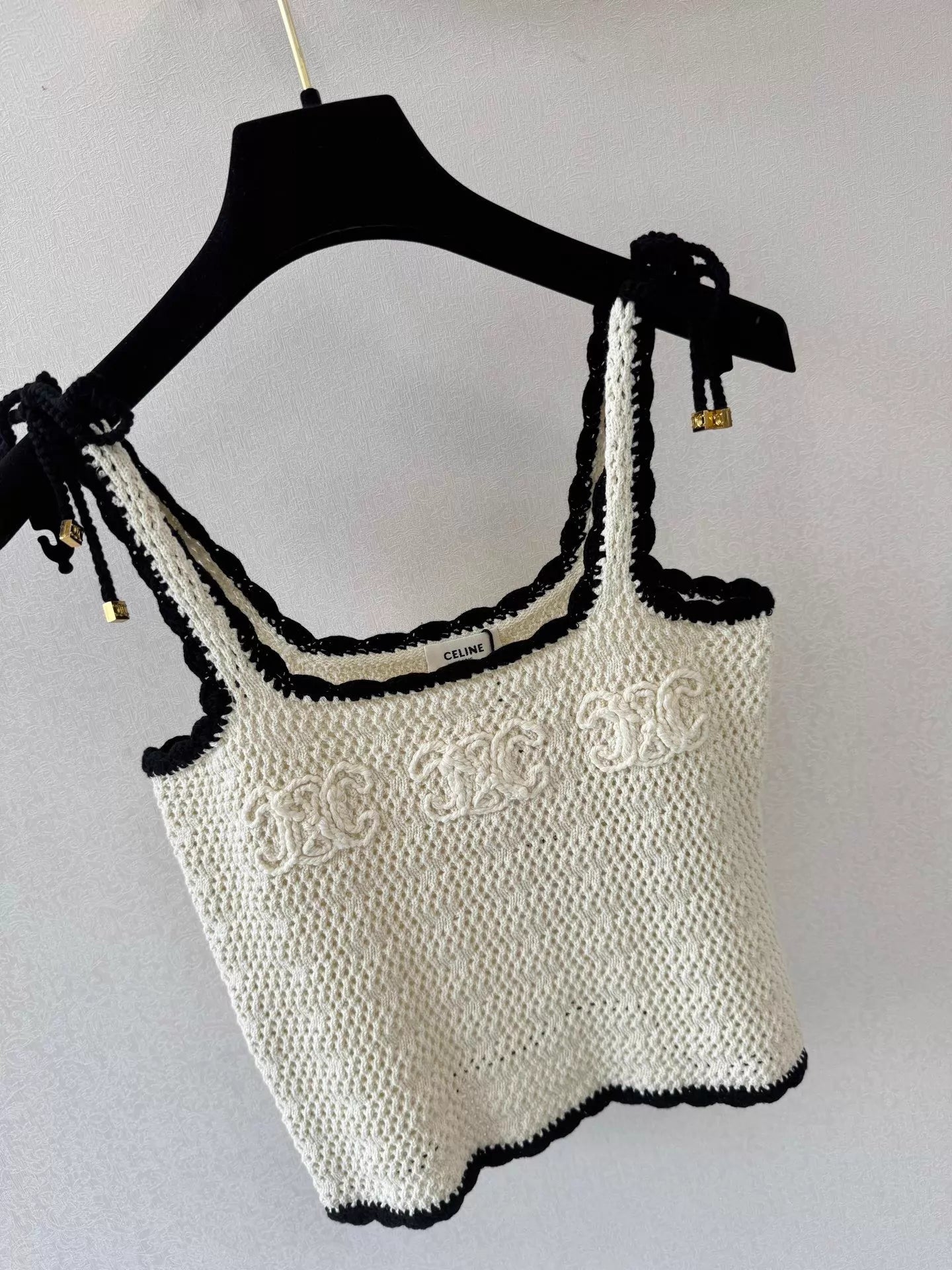 26ss Crocheted Openwork Knit Vest