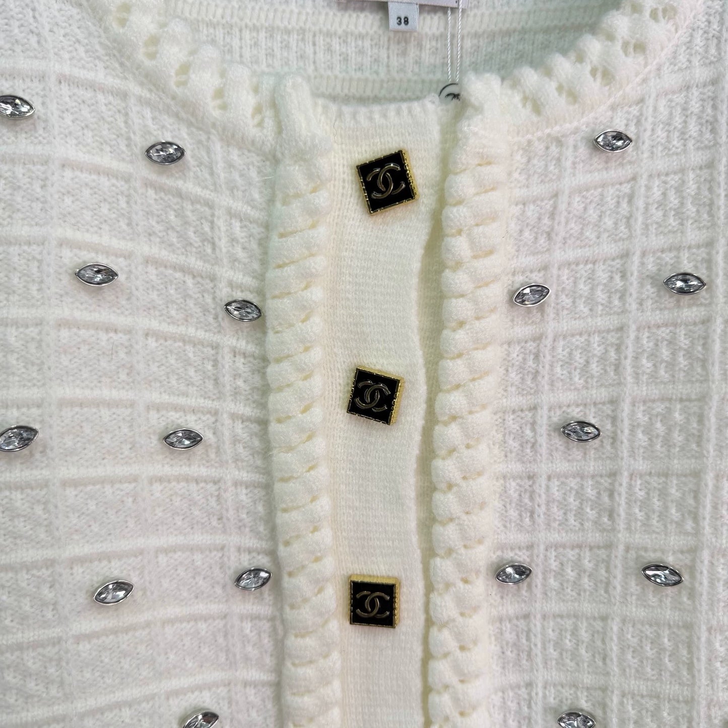 Heavy-duty cardigan