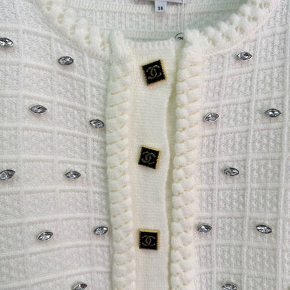 Heavy-duty cardigan