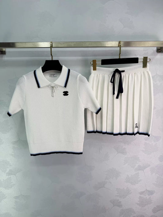 Preppy Style Color-Blocked Knit Set