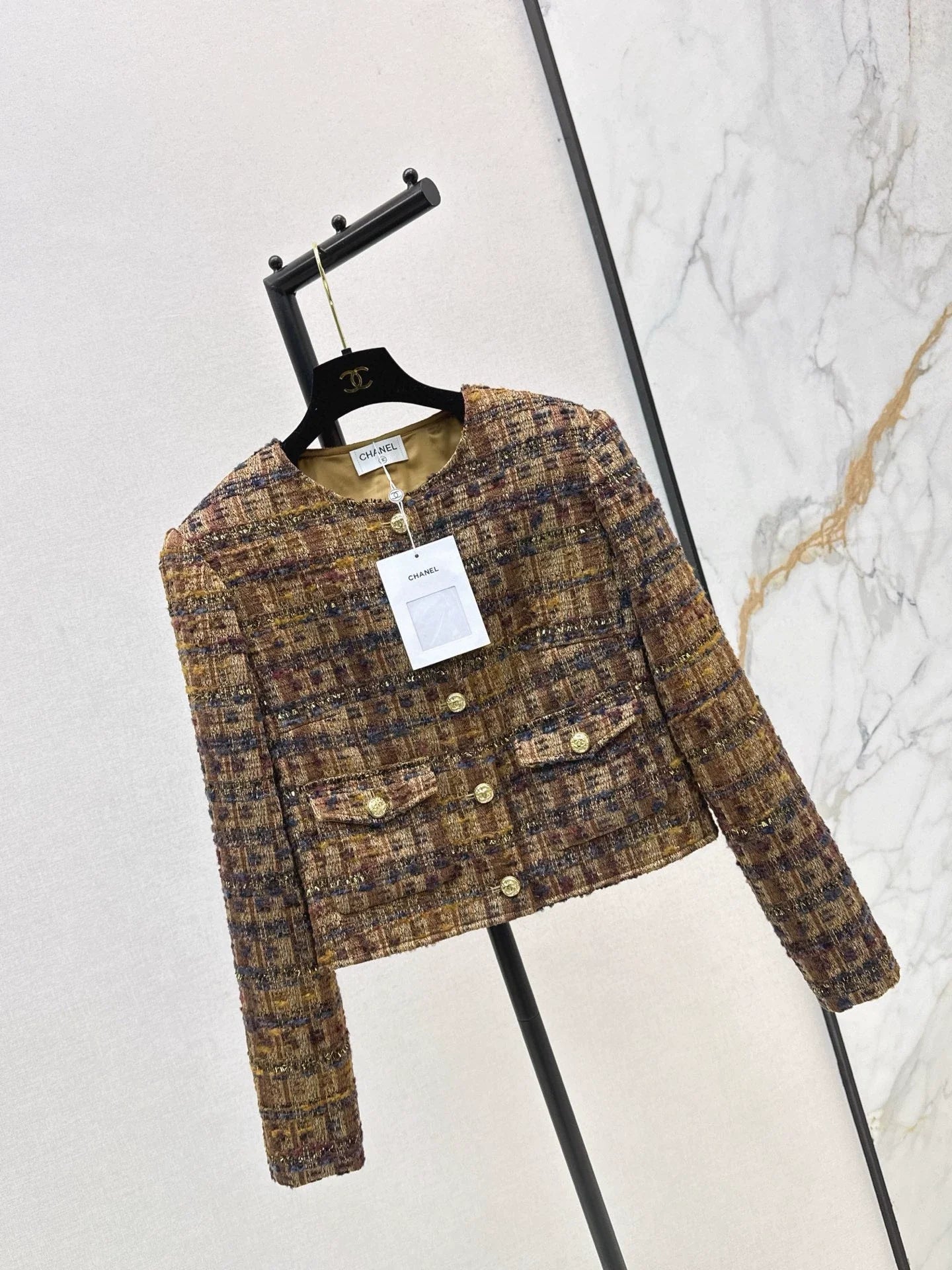Color-blocked woven trim coat