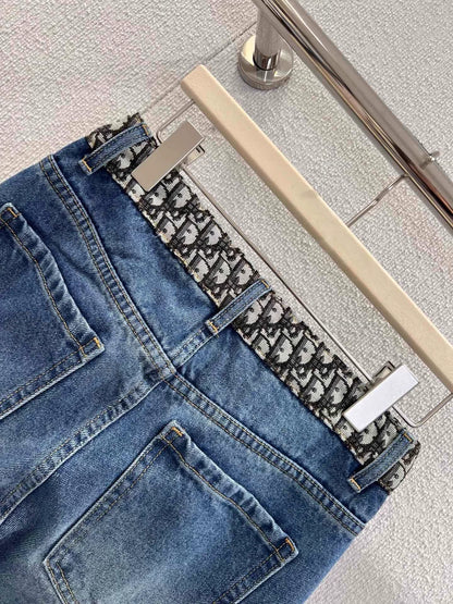 Color-blocked straight-leg jeans
