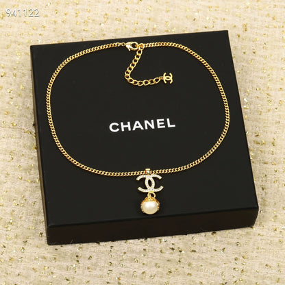 Pearl Bean Letter Double C Necklace