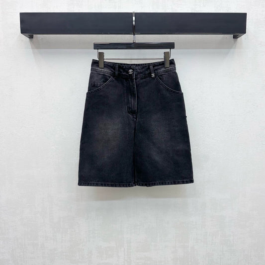 Chanel/26 New Straight-Leg Denim Mid-Length Pants