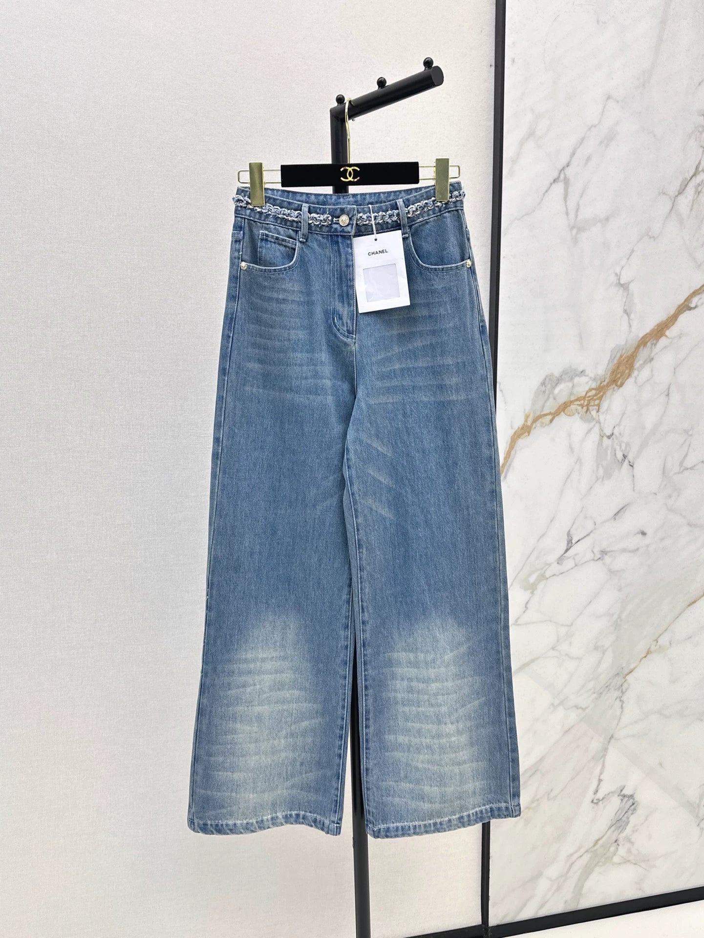 25 new nostalgic washed denim straight pants