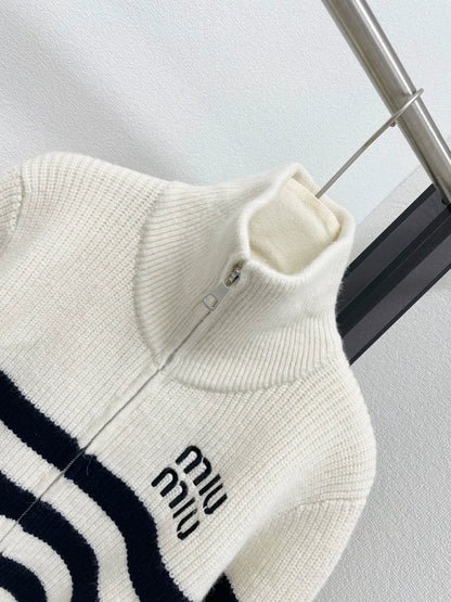 Striped stand up collar knitted cardigan