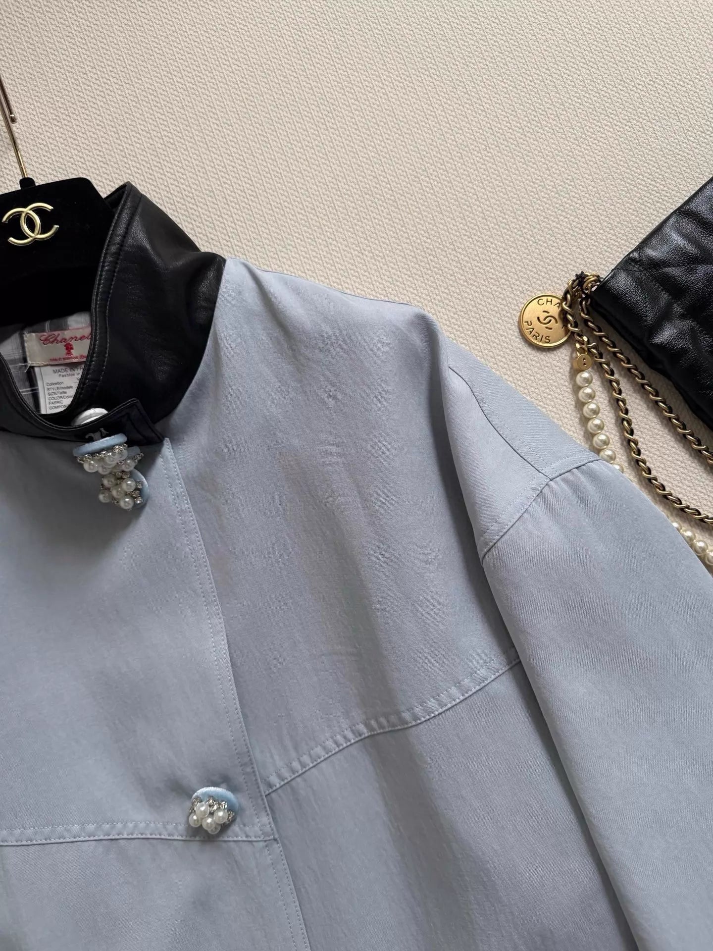 26ss Vintage-style light blue trench coat