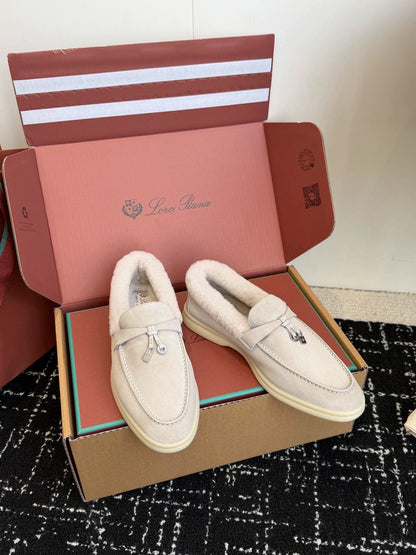 Pendant Loafers