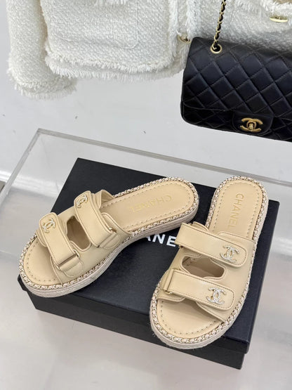 Double C backpack buckle Velcro slippers