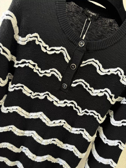 Wavy Knit Cardigan