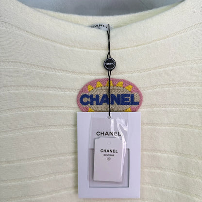 Striped logo round neck hairy long sleeved shirt