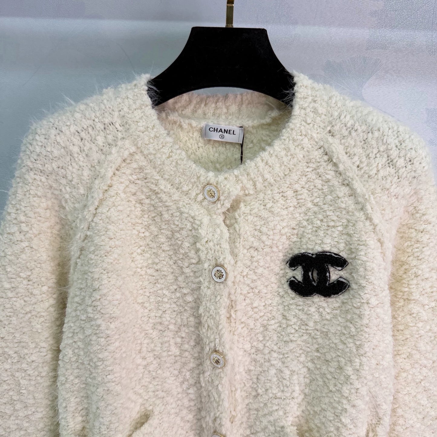Crew neck cardigan