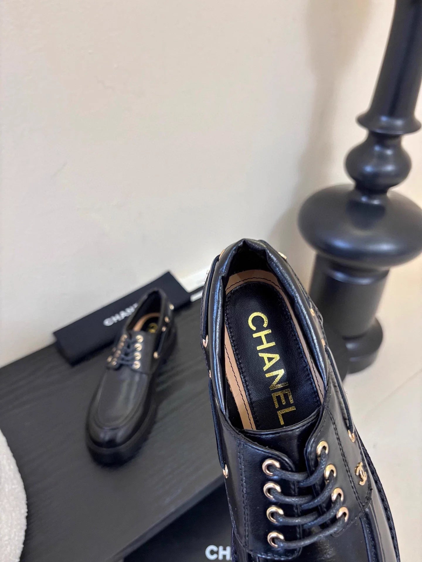 Double C buckle loafers