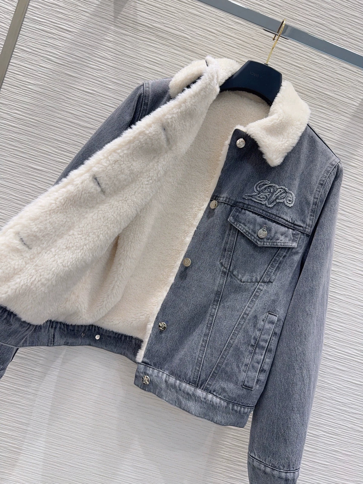 26New Long-Sleeve Jacket and Trousers Denim Set