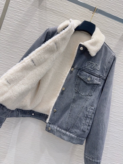 26New Long-Sleeve Jacket and Trousers Denim Set