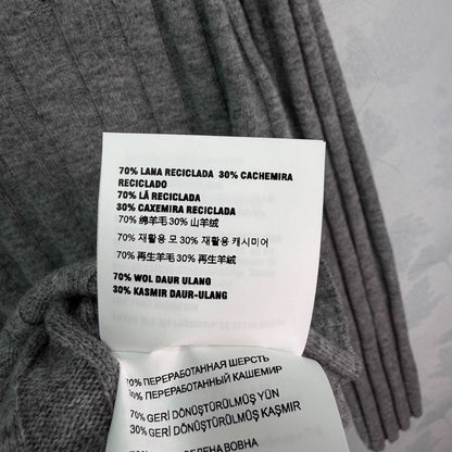 V-neck cashmere sweater.