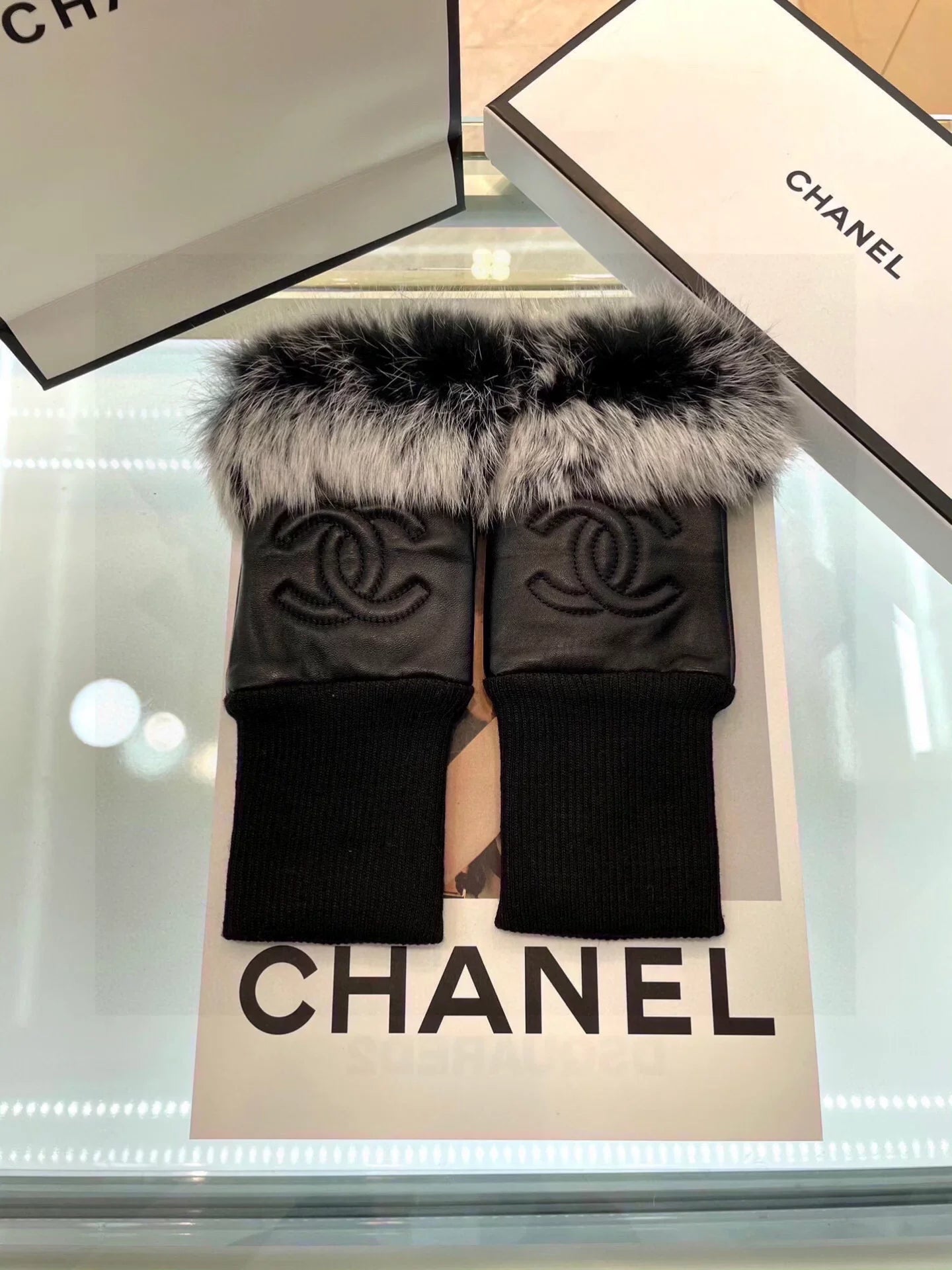 Short lazy rabbit fur gloves