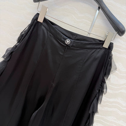 26ss Three-dimensional feather silk satin trousers