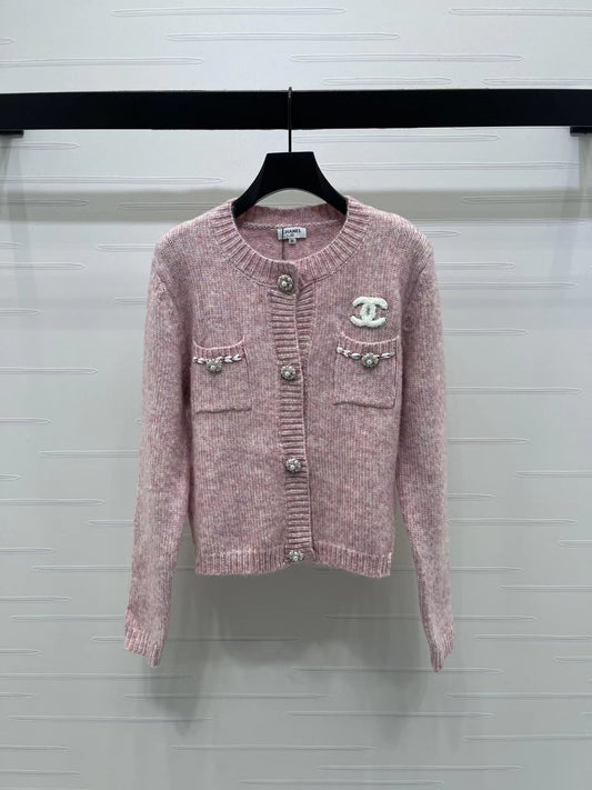 Double pocket round neck knitted cardigan