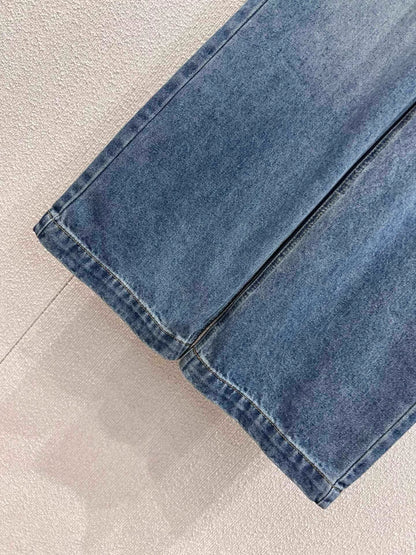 Color-blocked straight-leg jeans
