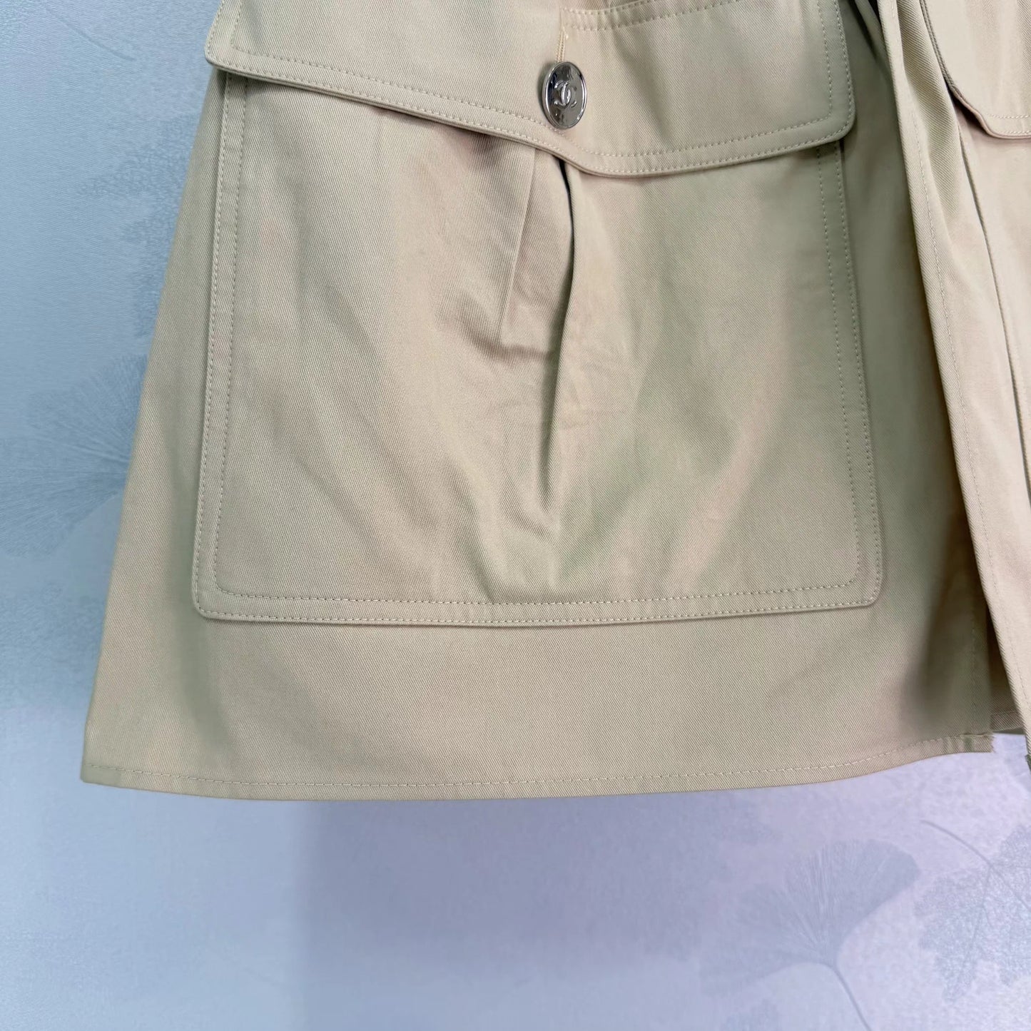 Cargo-style shorts