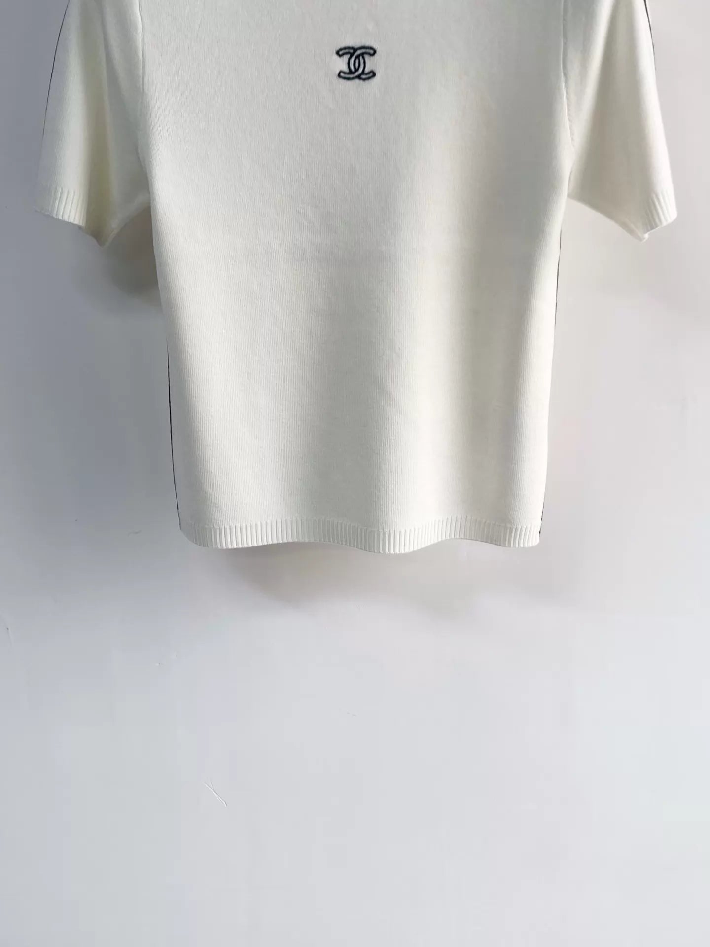 26ss Logo Embroidered Knit T-shirt
