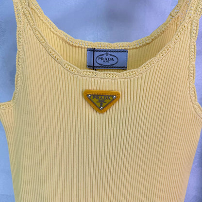 26ss Triangle logo lace camisole