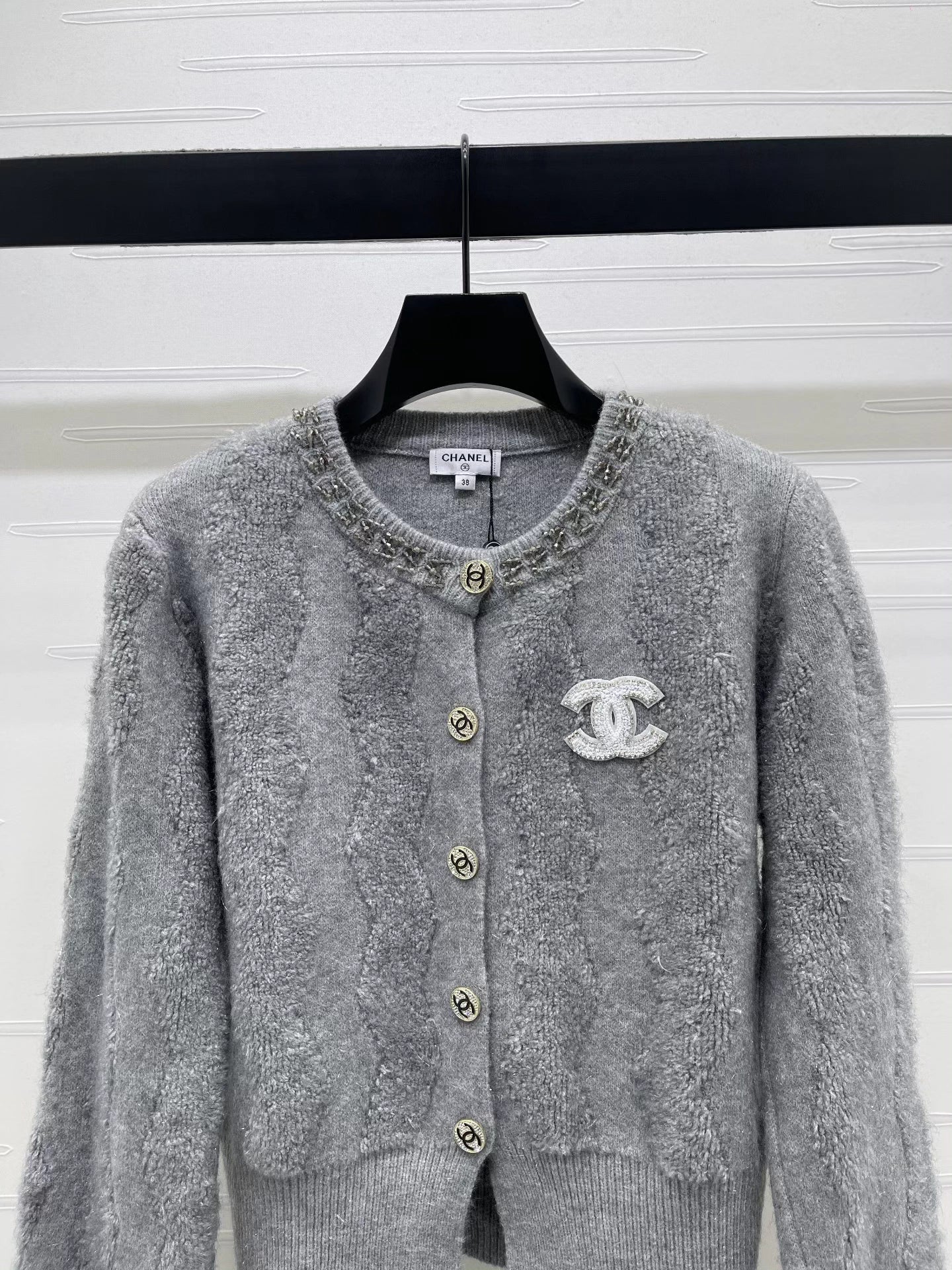Heavy-duty beaded cardigan