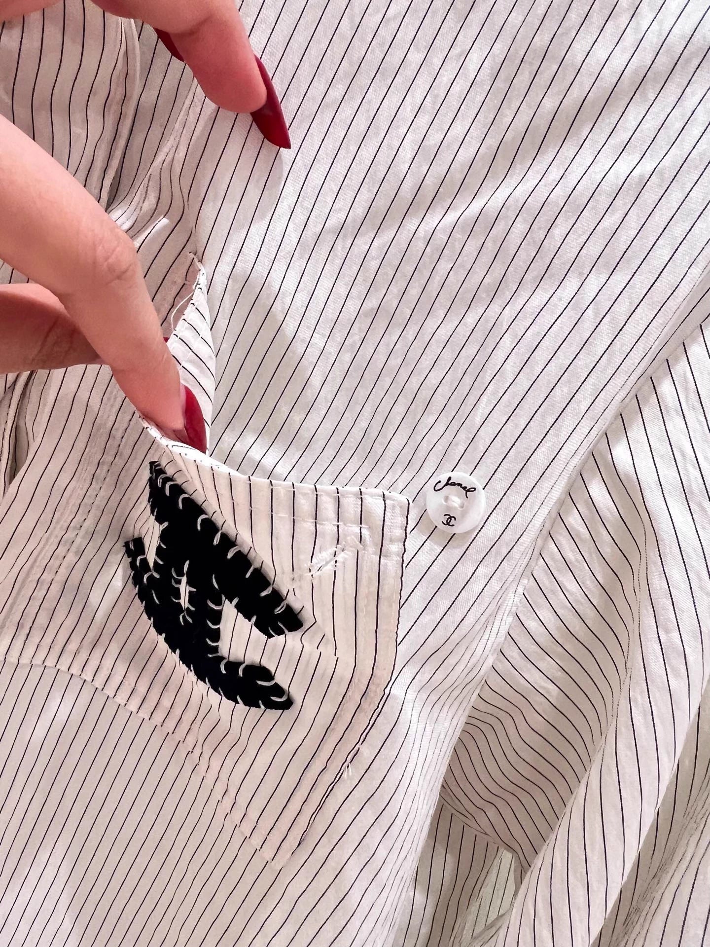 Vertical striped shirt