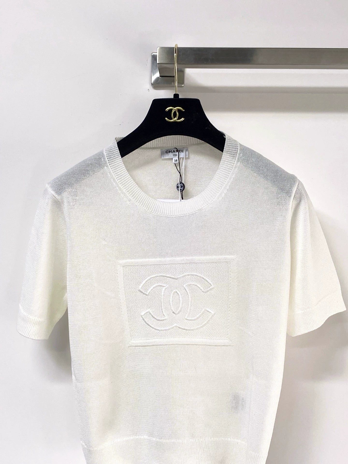 26ss T-shirt with a big logo on the chest