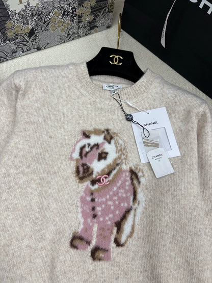 Color-blocked pony jacquard top