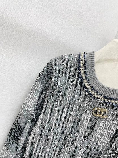 25fw Sequined knitted sweater