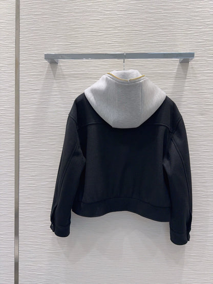 26New Long-Sleeve Wool-Blend Jacket with Triangular Logo and Air-Layer Fabric
