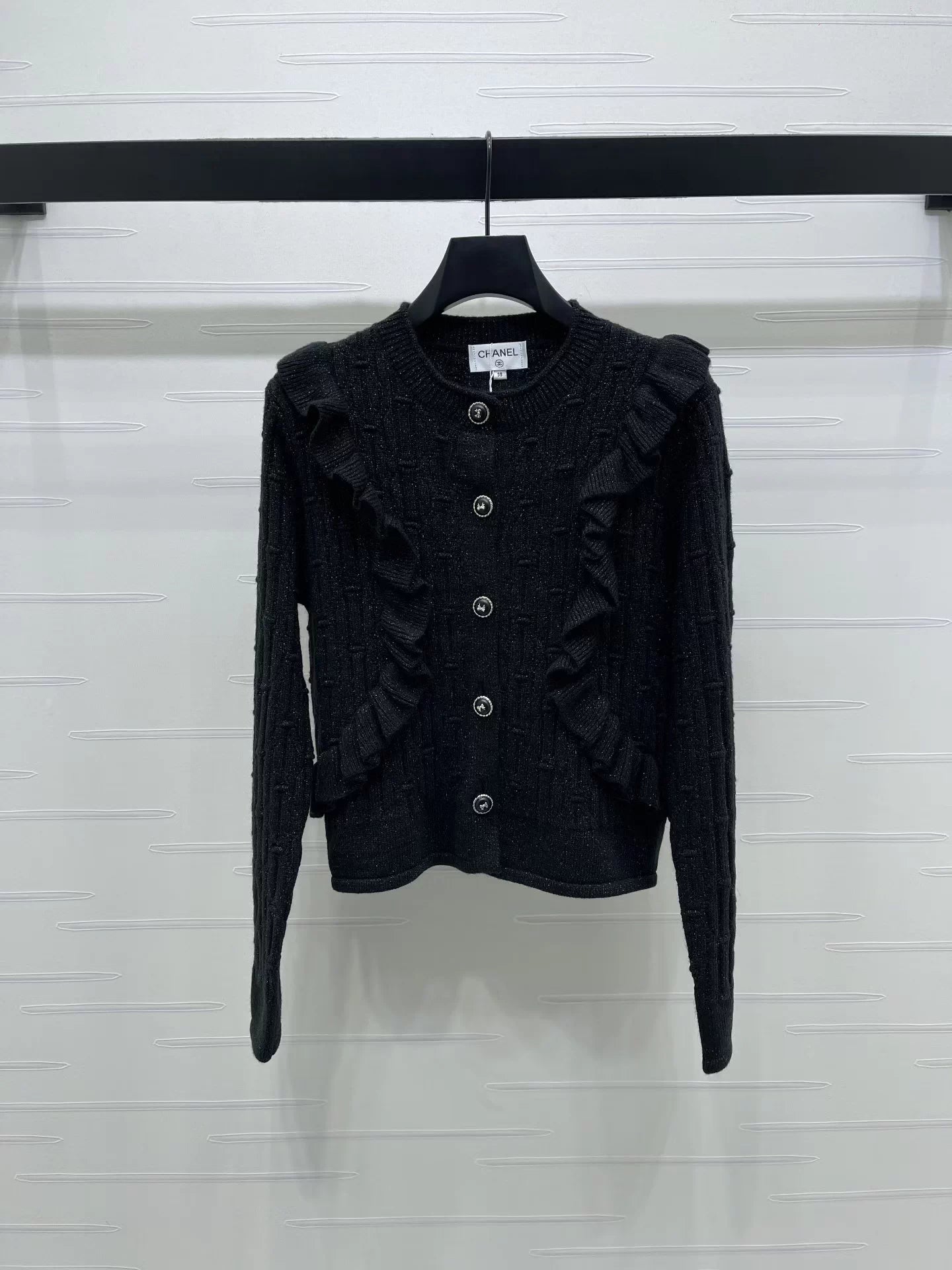 Full-length silver-thread ruffled cardigan